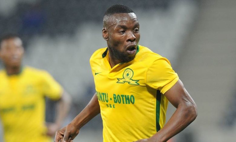 Siyanda Zwane in action for Mamelodi Sundowns