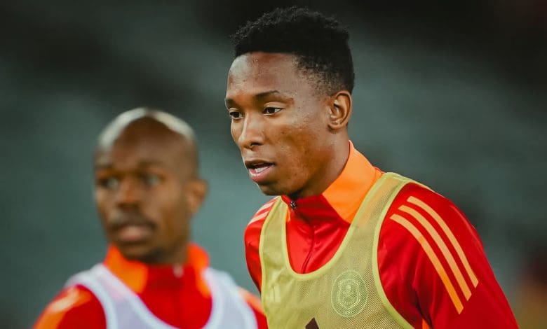 Thalente Mbatha during a warm up session