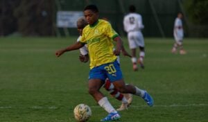 The 17-year-old midfielder, Lizalise Mahumza in action for Mamelodi Sundowns