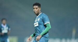 AmaZulu FC midfielder Bongani Zungu in action