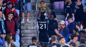 Bongokuhle Hlongwane celebrating a Minnesota United goal with his family