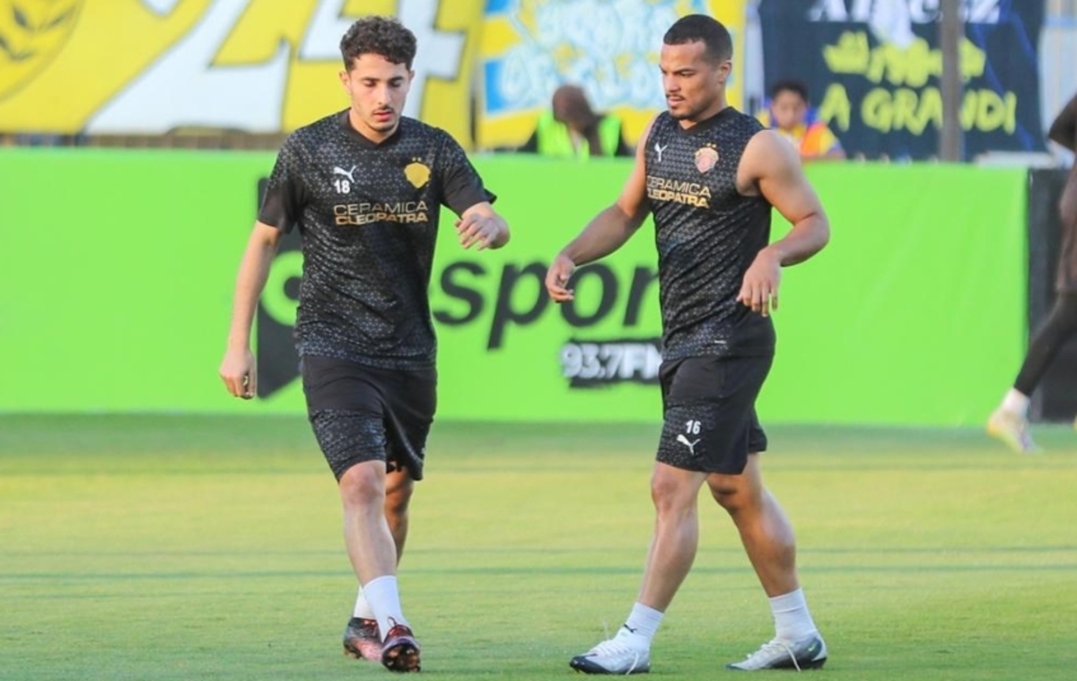 Fagrie Lakay in Cleopatra FC colors