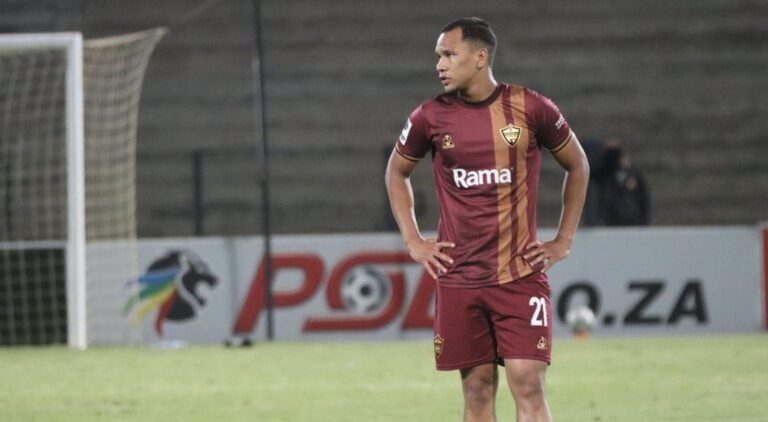 Fawaaz Basadien in Stellenbosch FC colours