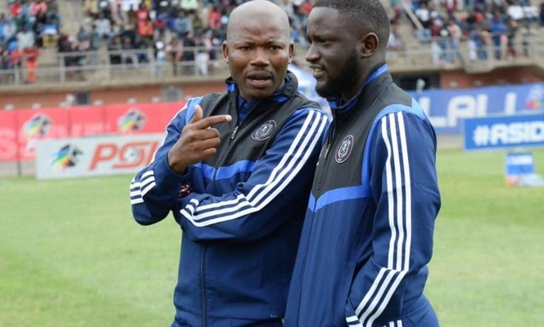 Mandla Qhogi and Simon Marange in Orlando Pirates colors