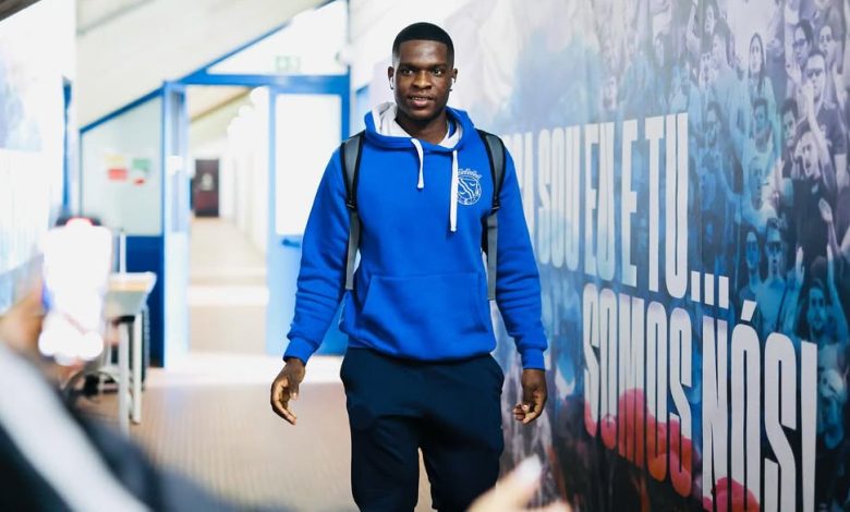 Nkanyiso Shinga walking