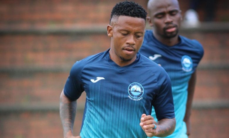 Thabiso Kutumela at Richards Bay FC during a warm up session