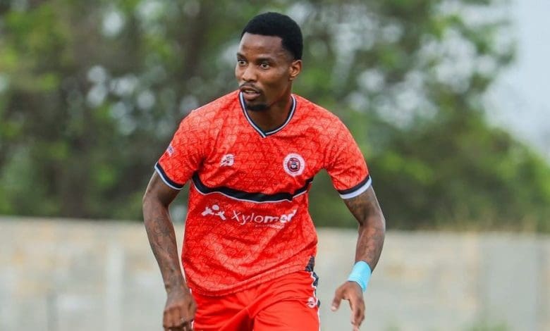 Thero Setsile in action for Jwaneng Galaxy