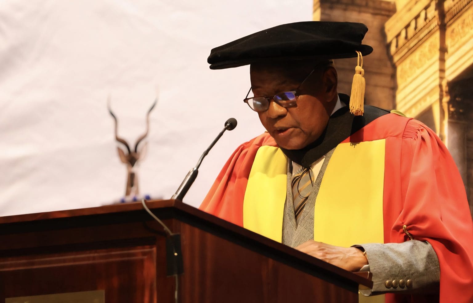 Dr Kaizer Motaung: The "crazy idea" that became Kaizer Chiefs | FARPost