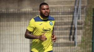 Former Richards Bay FC attacker Justice Figareido during the warm-up session
