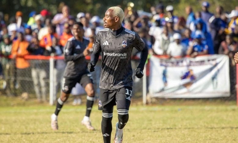 Khama Billiat during a Zimbabwean league match
