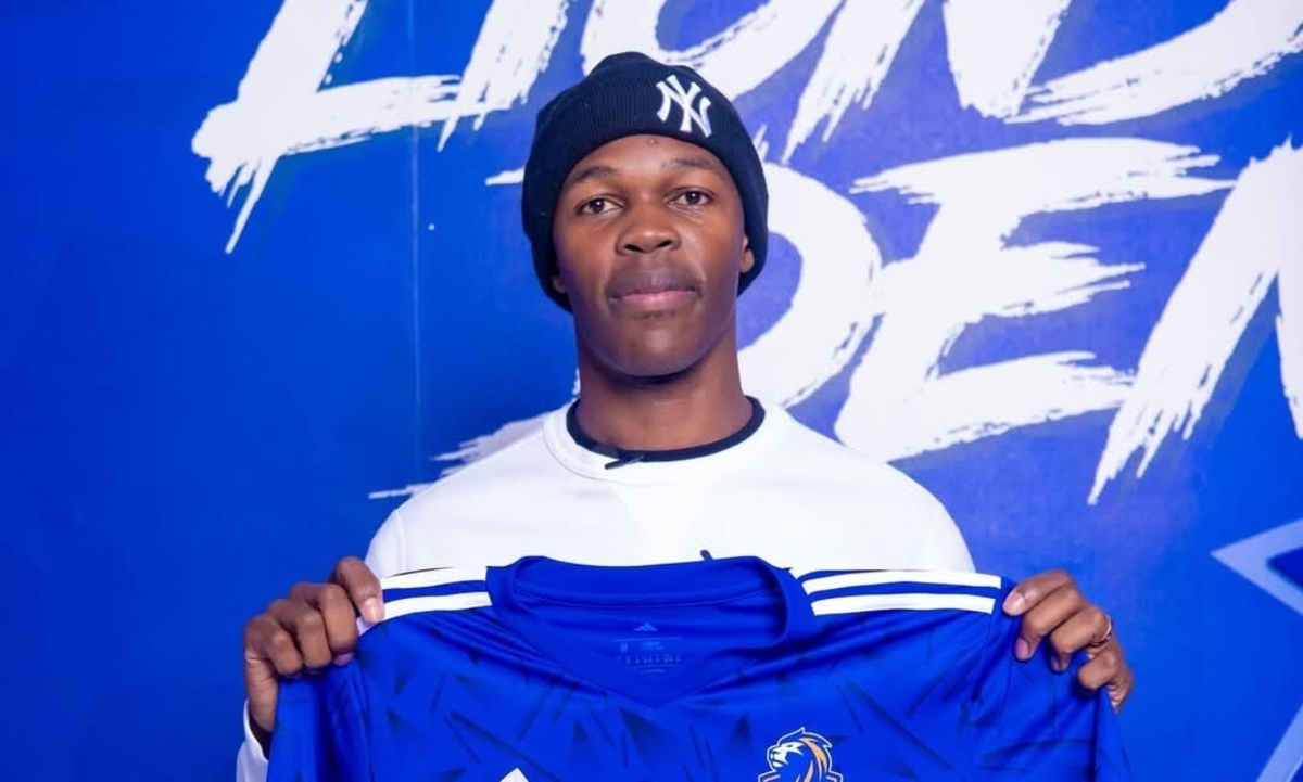 Knowledge Musona during his unveiling
