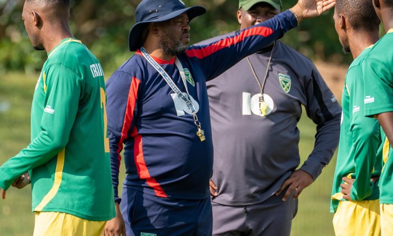 Manqoba Mngqithi at Golden Arrows