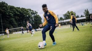 Kaizer Chiefs midfielder Mduduzi Shabalala on the ball during training session