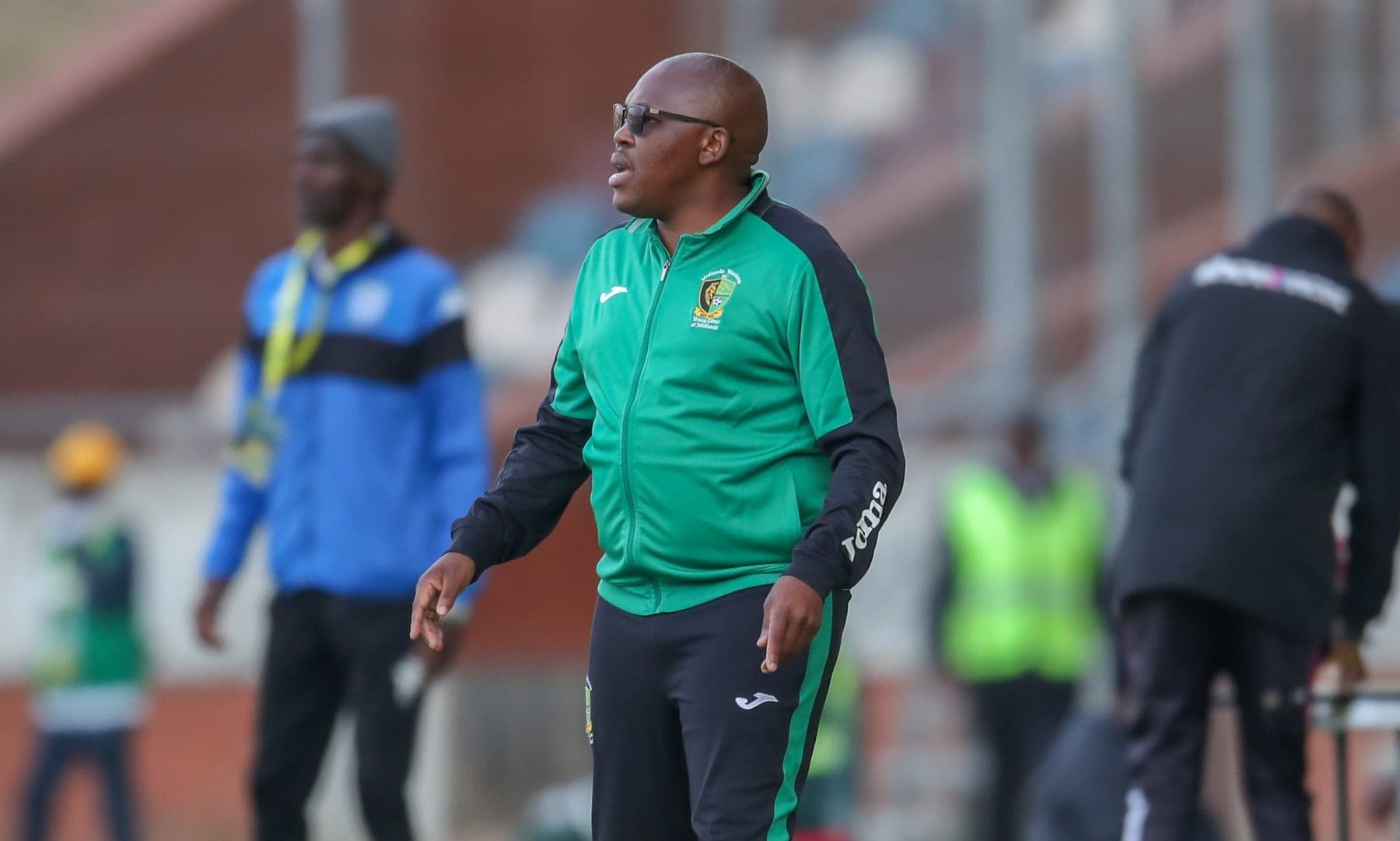Midlands Wanderers Chairman/Coach Masenti Myeni giving instructions on the touchline 