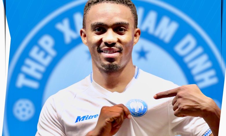 Njabulo Blom at Thep Xanh Nam Dinh FC his new club