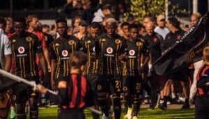 Thabo Cele with his Kaizer Chiefs teammates