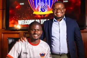 Thulani Mini being officially introduced to Chippa United by Sinethemba Mali