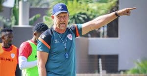 Eric Tinkler pointing a finger during a training session