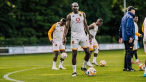 Flavio Silva with Kaizer Chiefs
