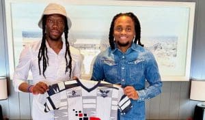 Reneilwe Letsholonyane and Siphiwe Tshabalala during Letsholonyane's unveiling at Matebele FC