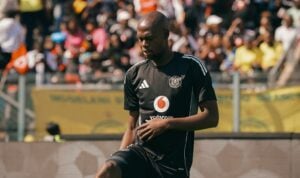 Evidence Makgopa during Orlando Pirates' warm-up session