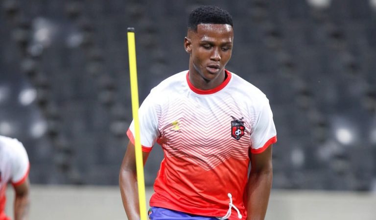 Khulumani Ndamane training at TS Galaxy