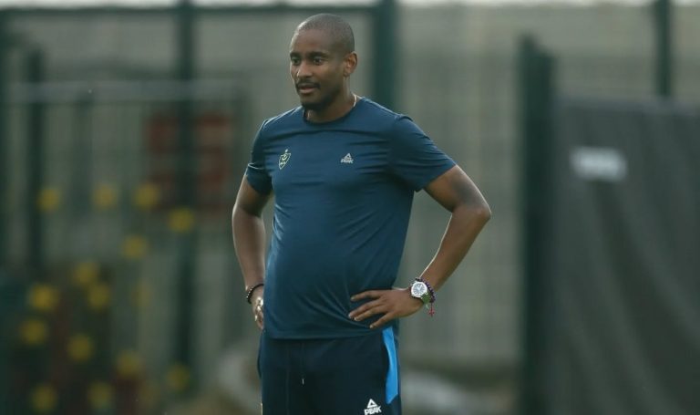 MC Alger's Rulani Mokwena at training