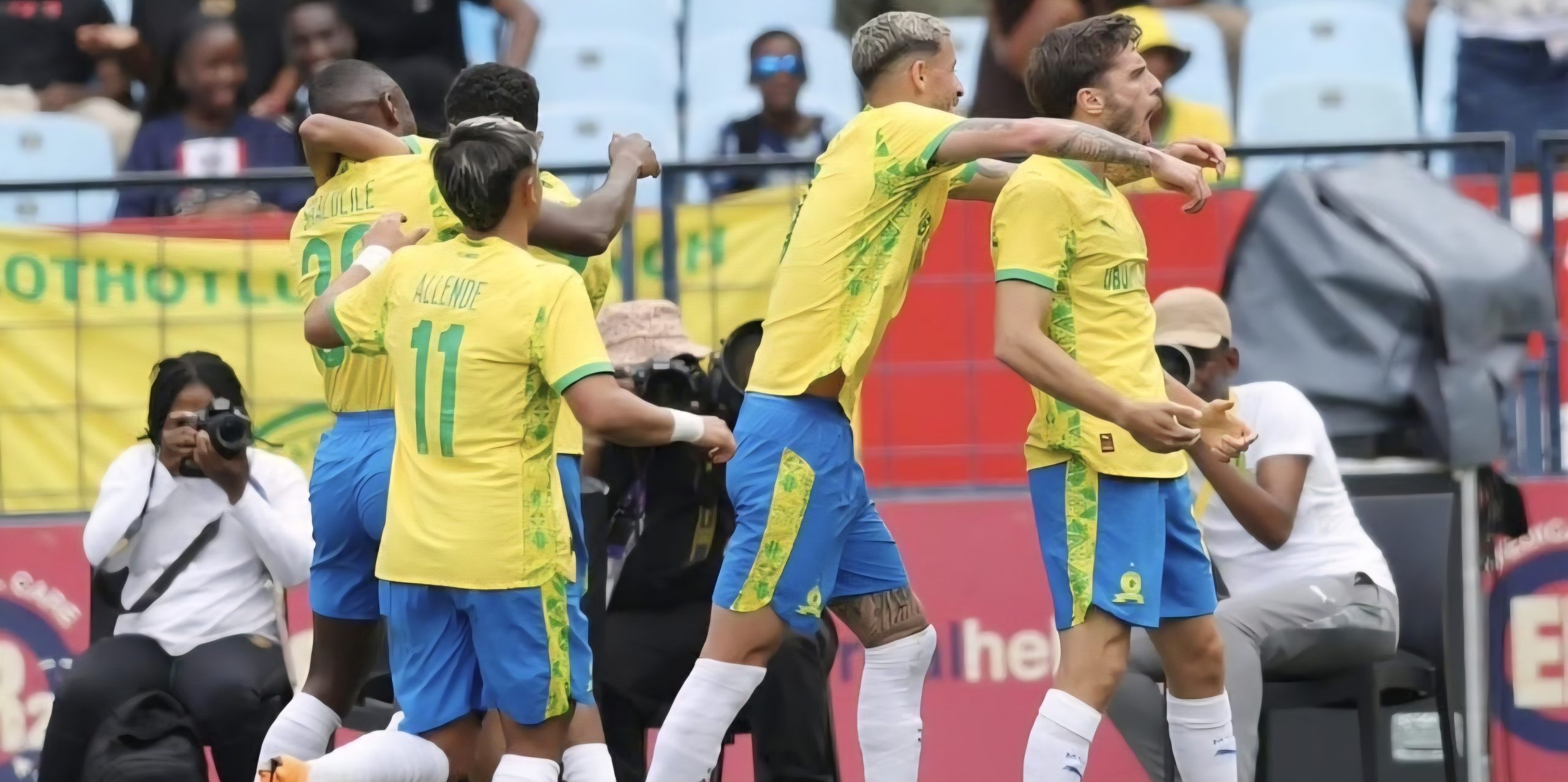 Nuno Santos celebrate a goal with his Mamelodi Sundowns teammates