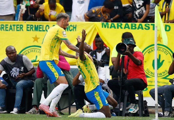 Betway Premiership tie between Mamelodi Sundowns and Orlando Pirates at Loftus Versfeld Stadium