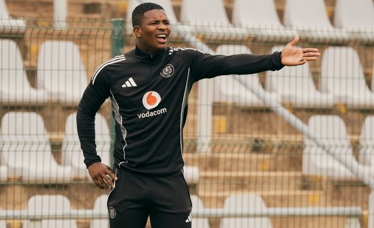 Mbekezeli Mbokazi at Orlando Pirates training