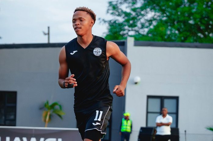 Tefo Mofokeng on loan from Orlando Pirates to Mochudi Centre Chiefs