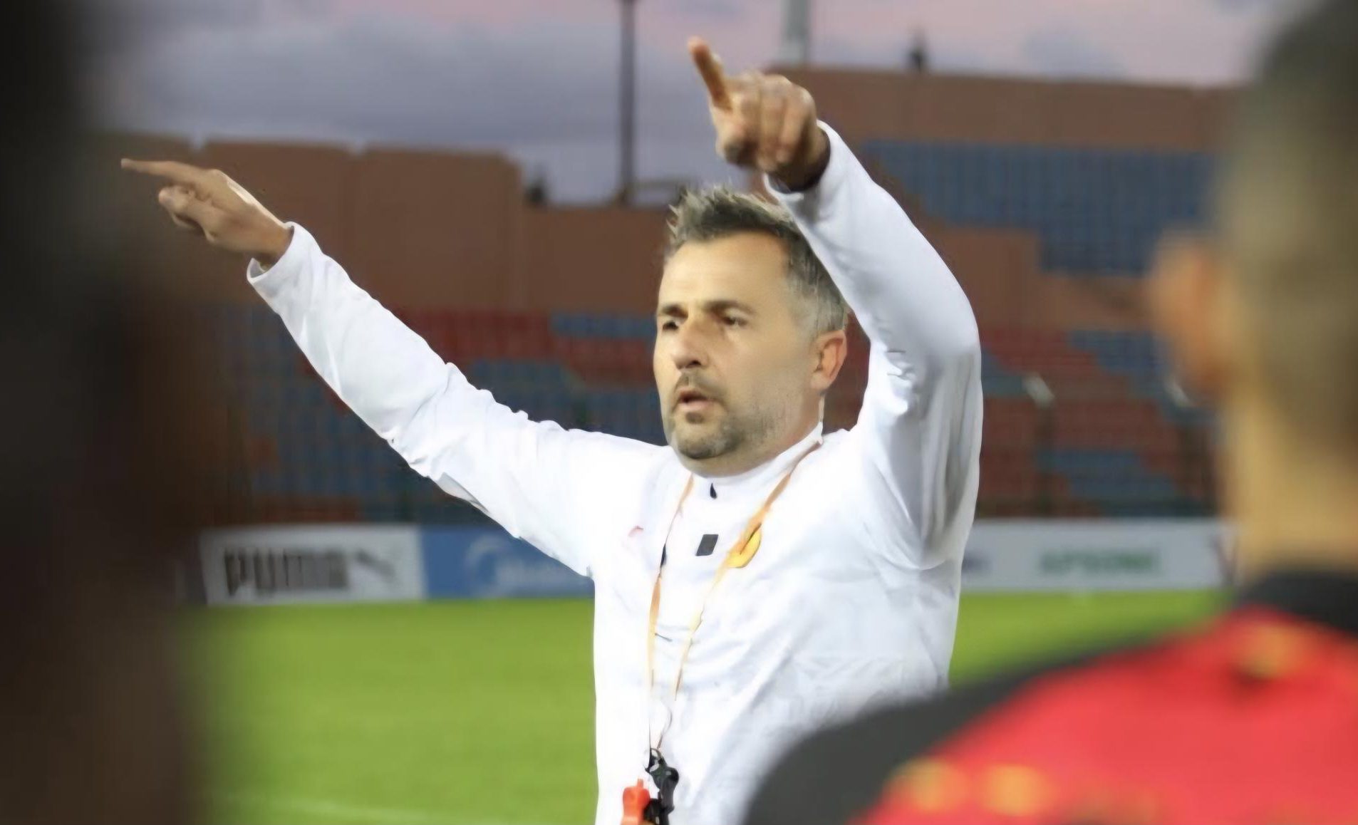 Patrice Beaumelle giving instructions during an Angola national team training session
