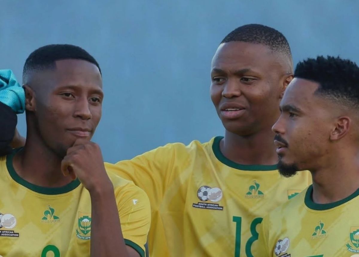 Bafana Bafana's Tshepang Moremi, Mohau Nkota and Oswin Appollis share a light a moment at the Nelson Mandela Bay Stadium. Image: tshepang_moremii/ Instagram