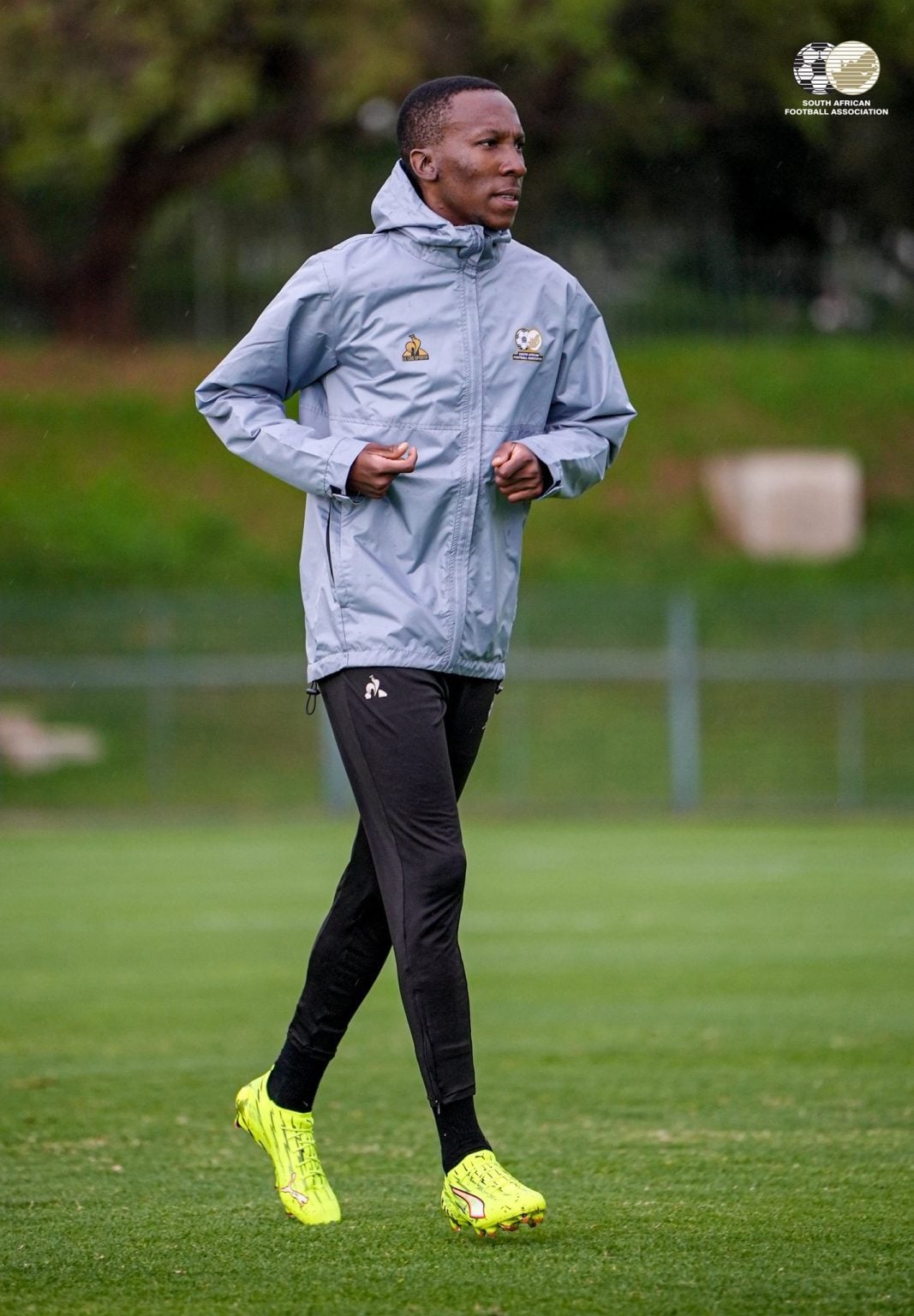 Bafana Bafana winger Elias Mokwana at training