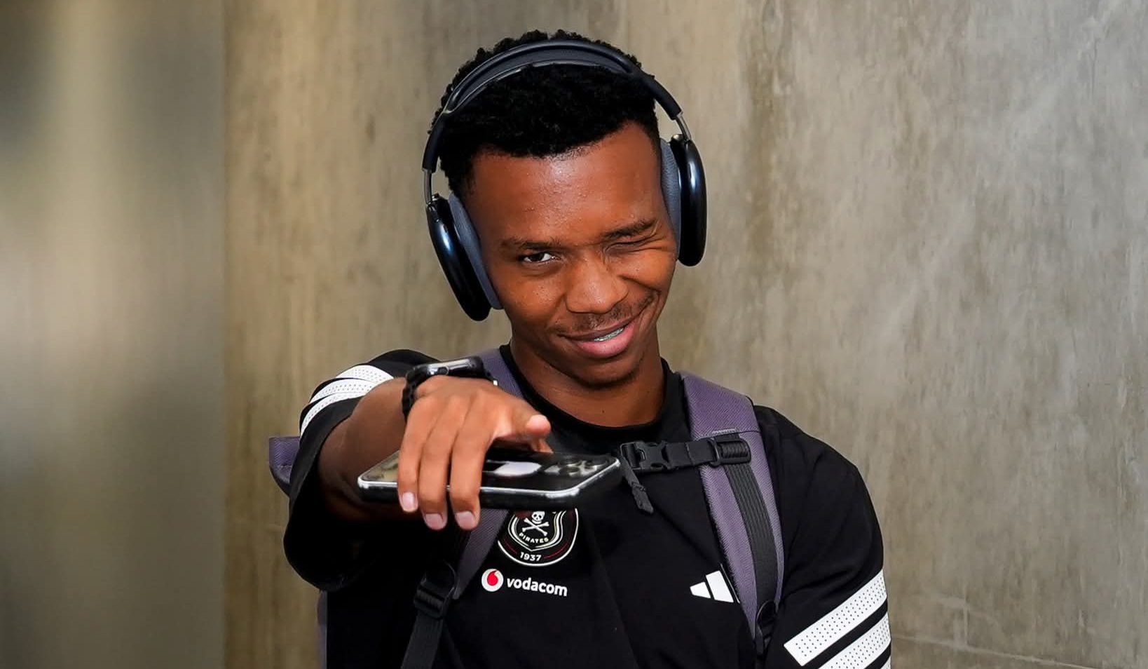 Boitumelo Radiopane arriving at the Moses Mabhida Stadium ahead of the Carling Cup exhibition match.