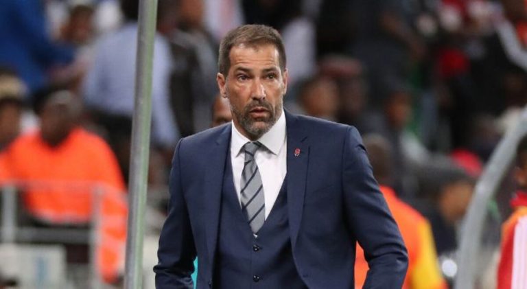Roger De Sa in charge of Ajax Cape Town at the DHL Stadium
