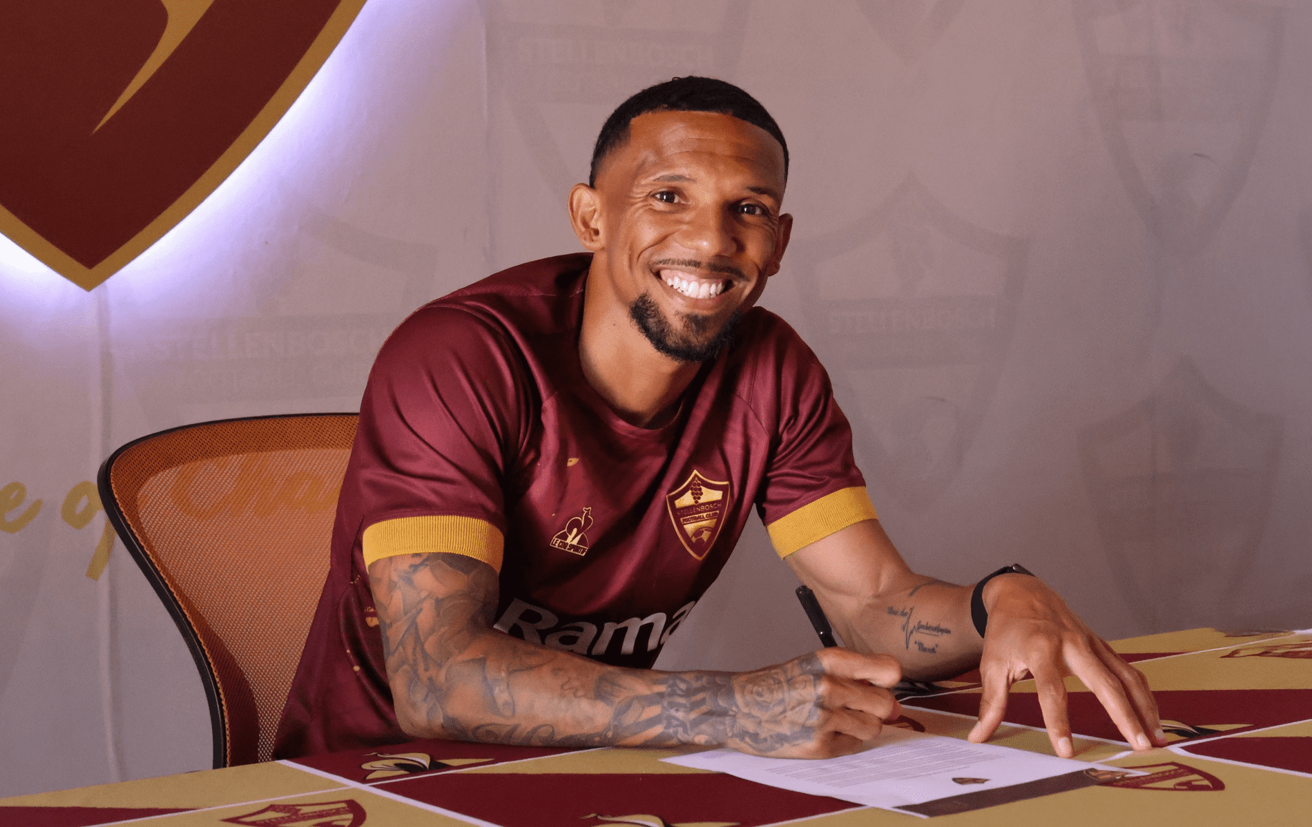 Wayde Jooste signs for Stellenbosch FC