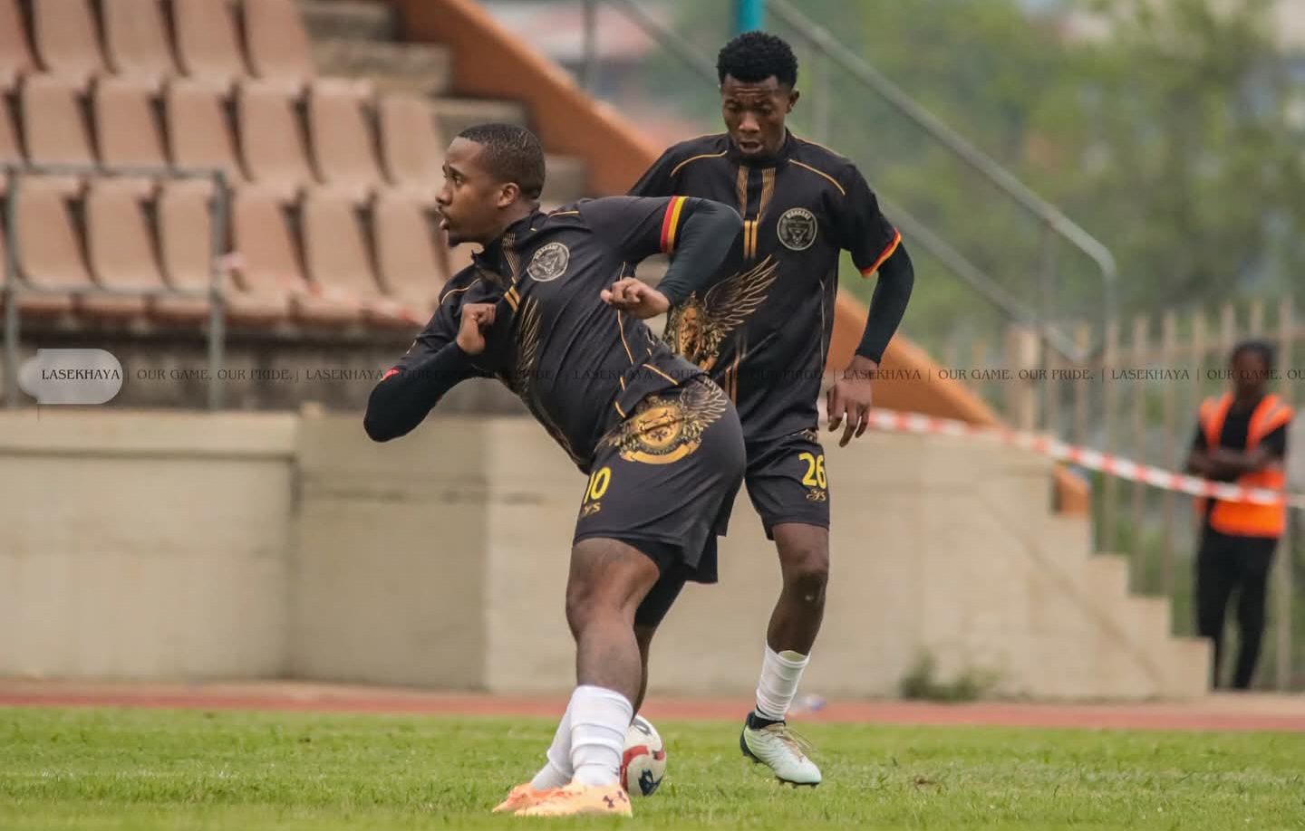 Andile Mpisane in action for Mbabane Highlanders AM during a league match