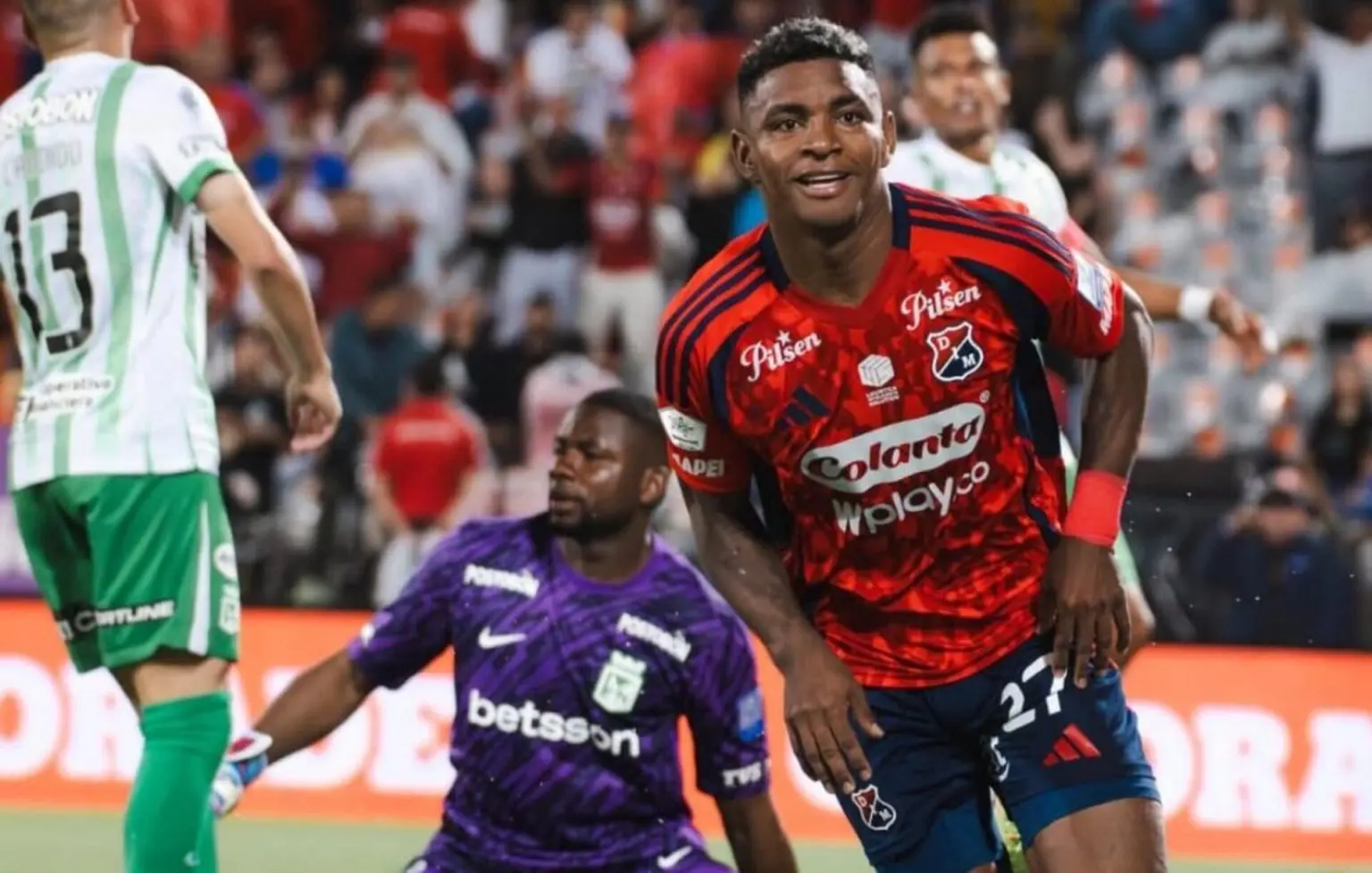 Brayan Lèon in celebratory mood