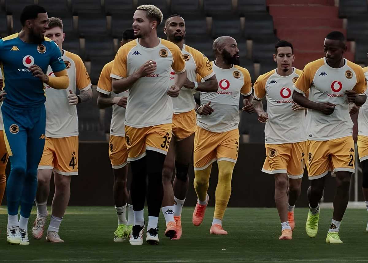 Kaizer Chiefs players train in DR Congo before facing AS Simba in the CAF Confederation Cup. Image: Kaizer Chiefs