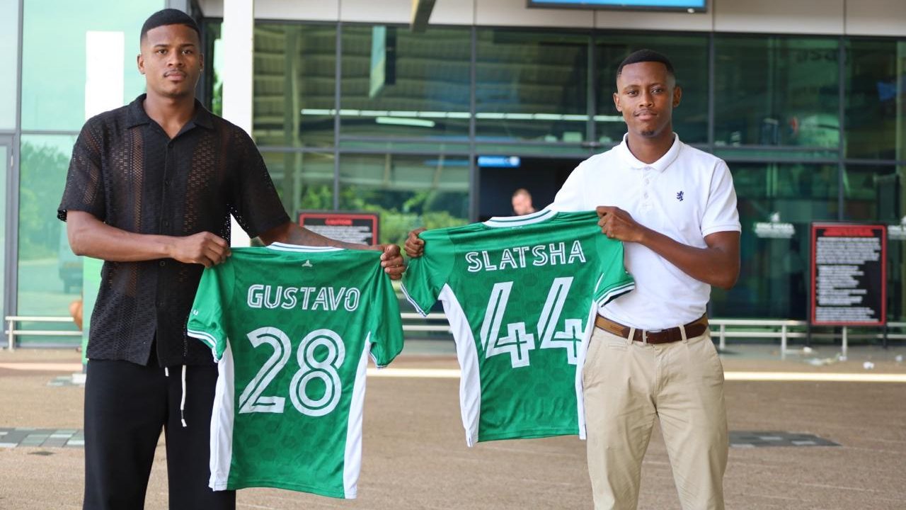 Luyolo Slatsha and Gustavo Lopes signs for AmaZulu FC