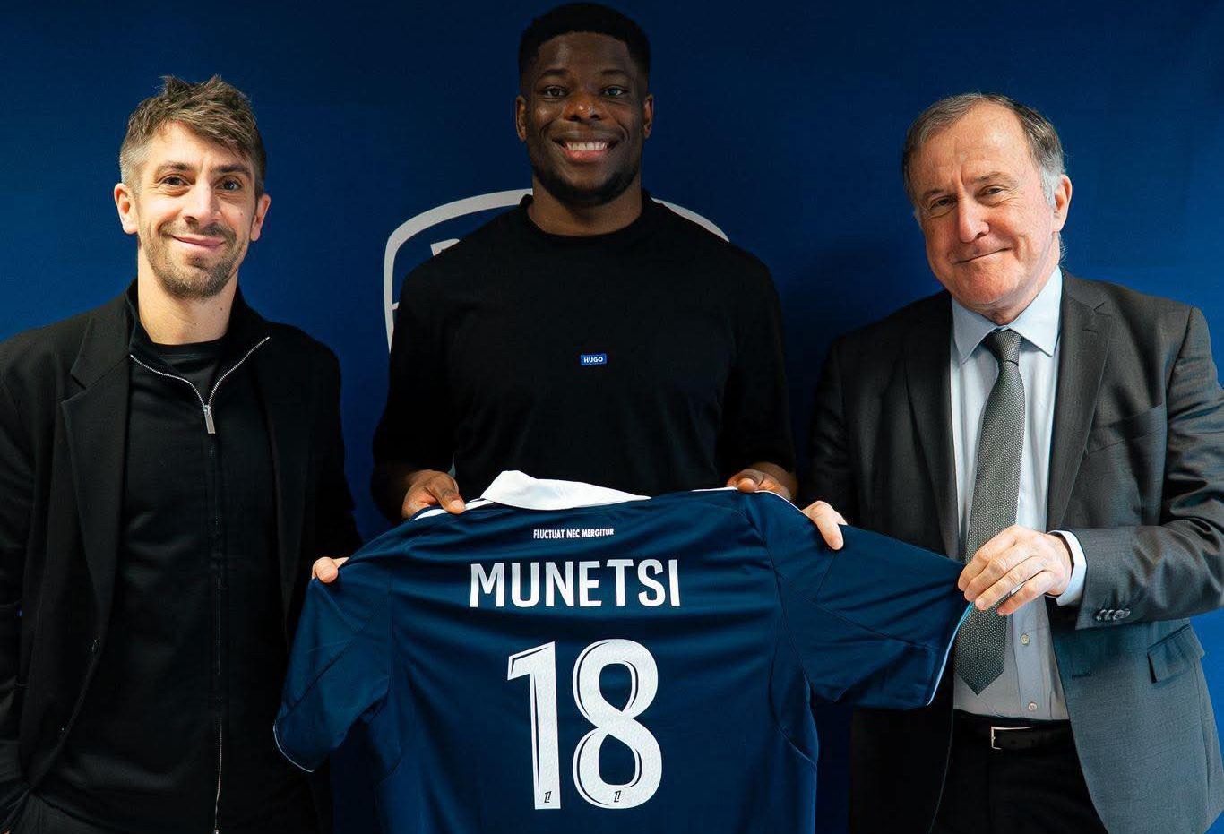 Marshall Munetsi being unveiled by Paris FC