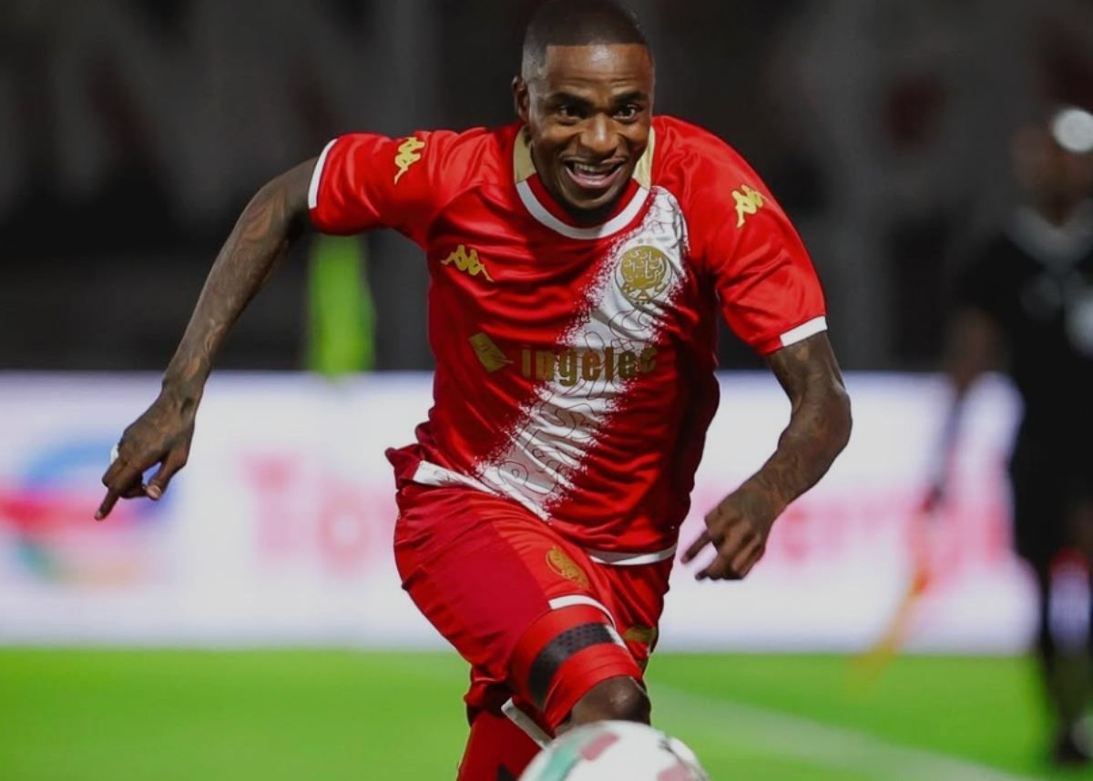 Thembinkosi Lorch enjoys a warm up for Wydad Casablanca. Image: thembinkosi_lorch-3/Instagram