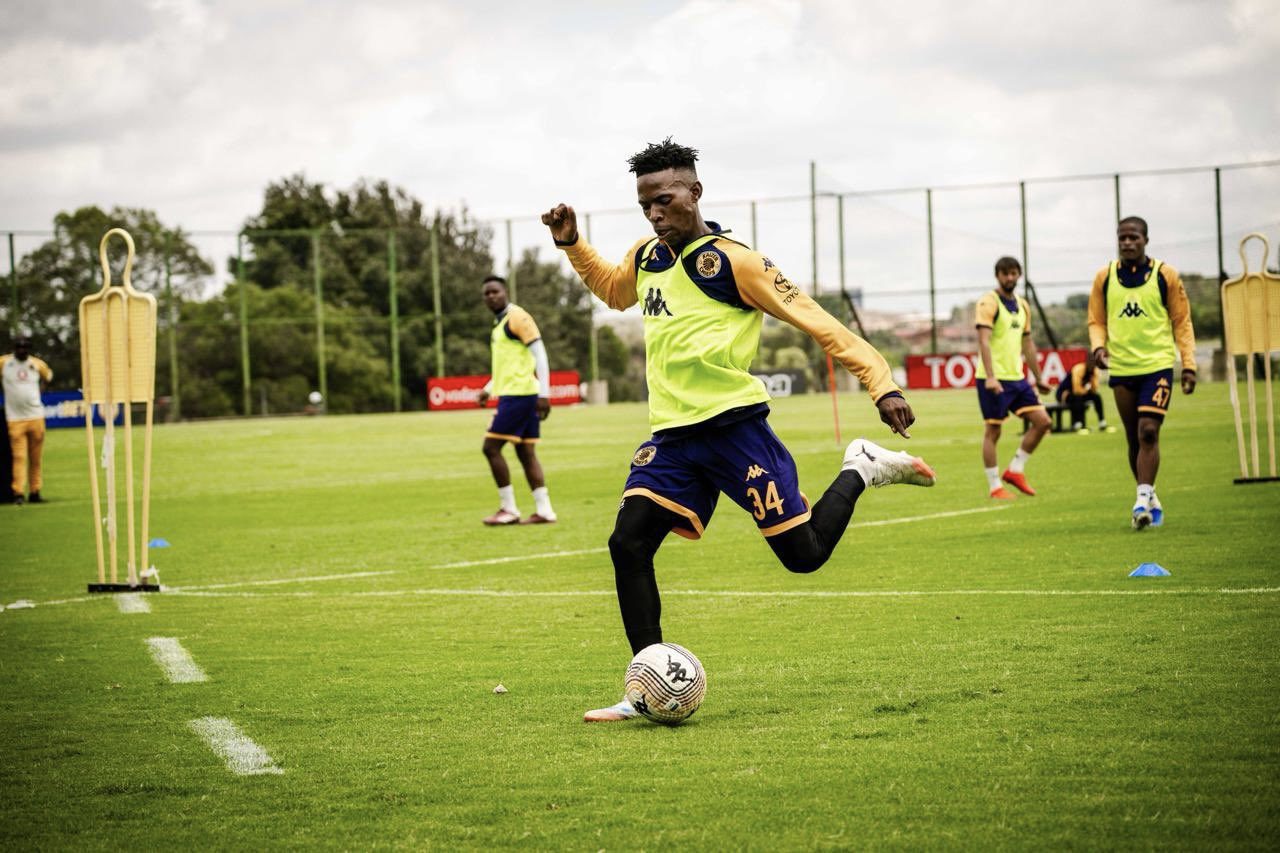 Kaizer Chiefs midfielder, Thulani Mabaso