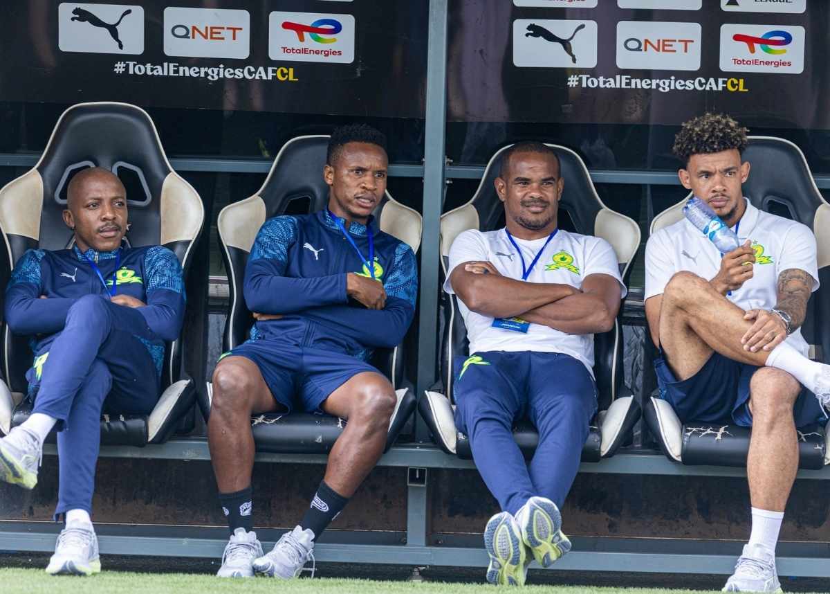 Mamelodi Sundowns players Khuliso Mudau, Themba Zwane, Iqraam Rayners, and Ronwen Williams before facing Saint-Eloi Lupopo at the Stade du TP Mazembe Stadium in Lubumbashi, DR Congo. Image: Mamelodi Sundowns