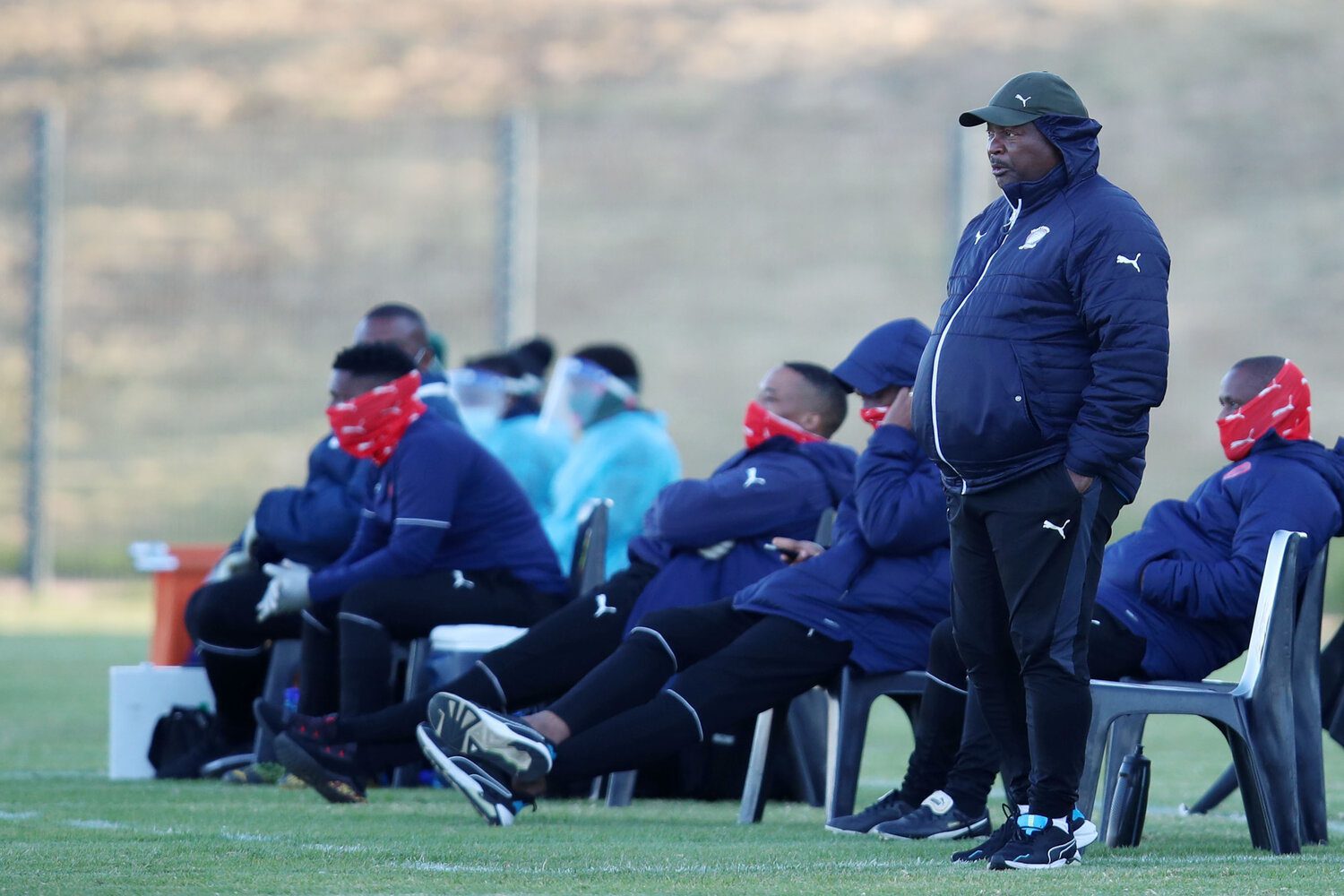Jomo Sono of Jomo Cosmos watching his team play