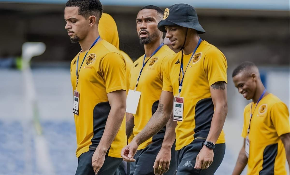 Kaizer Chiefs players walking