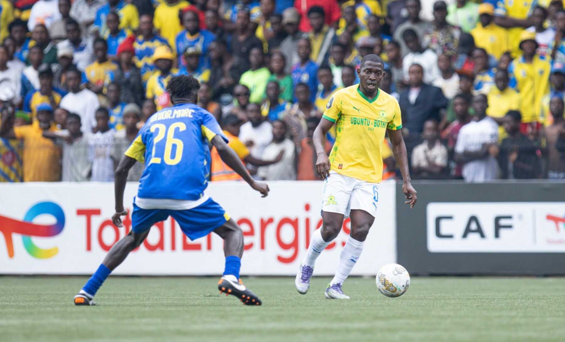 Aubrey Modiba in action for Mamelodi Sundowns against Saint-Éloi Lupopo