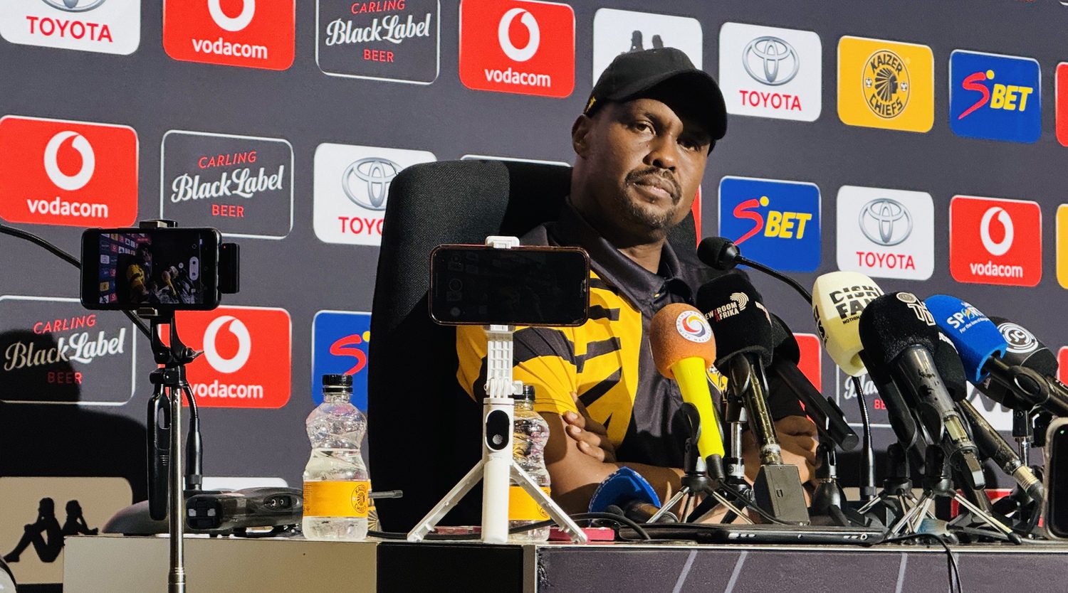 Cedric Kaze FNB Stadium with Kaizer Chiefs