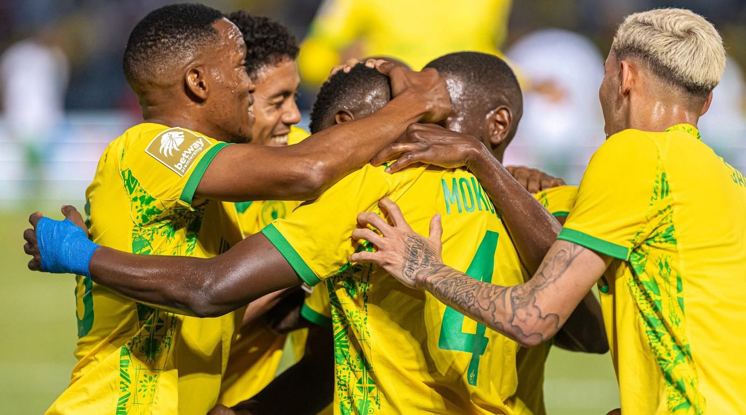 Mamelodi Sundowns in action against Golden Arrows